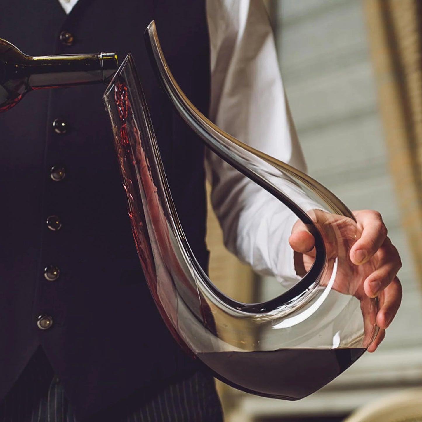 Baalaka Wine Decanter, Hand Blown Lead-Free Crystal Glass Red Wine Decanter