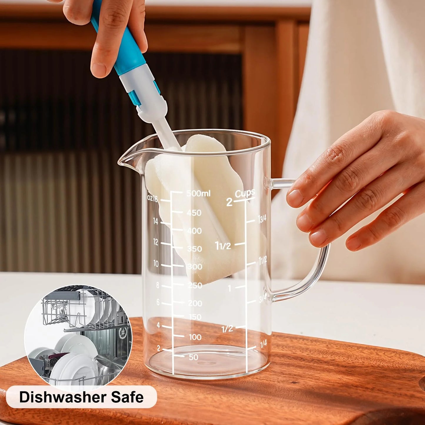 Baalaka Glass Measuring Cup, Liquid Measuring Cups with three Scale and V-Shaped Mouth 500 ml