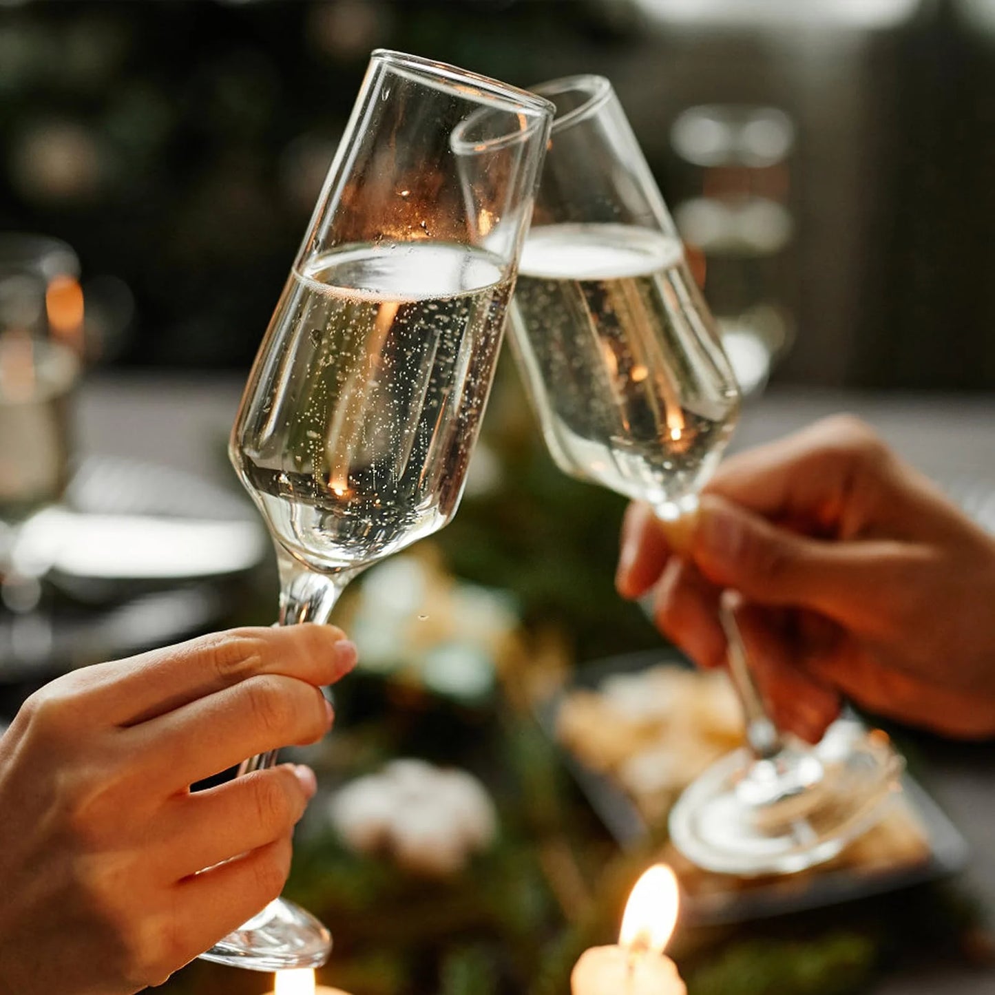 Baalaka Set of 2 Clear 8.5oz Champagne Flutes - Elegant Glass Gift for Weddings, Birthdays, Christmas, Sparkling Wine Glasses